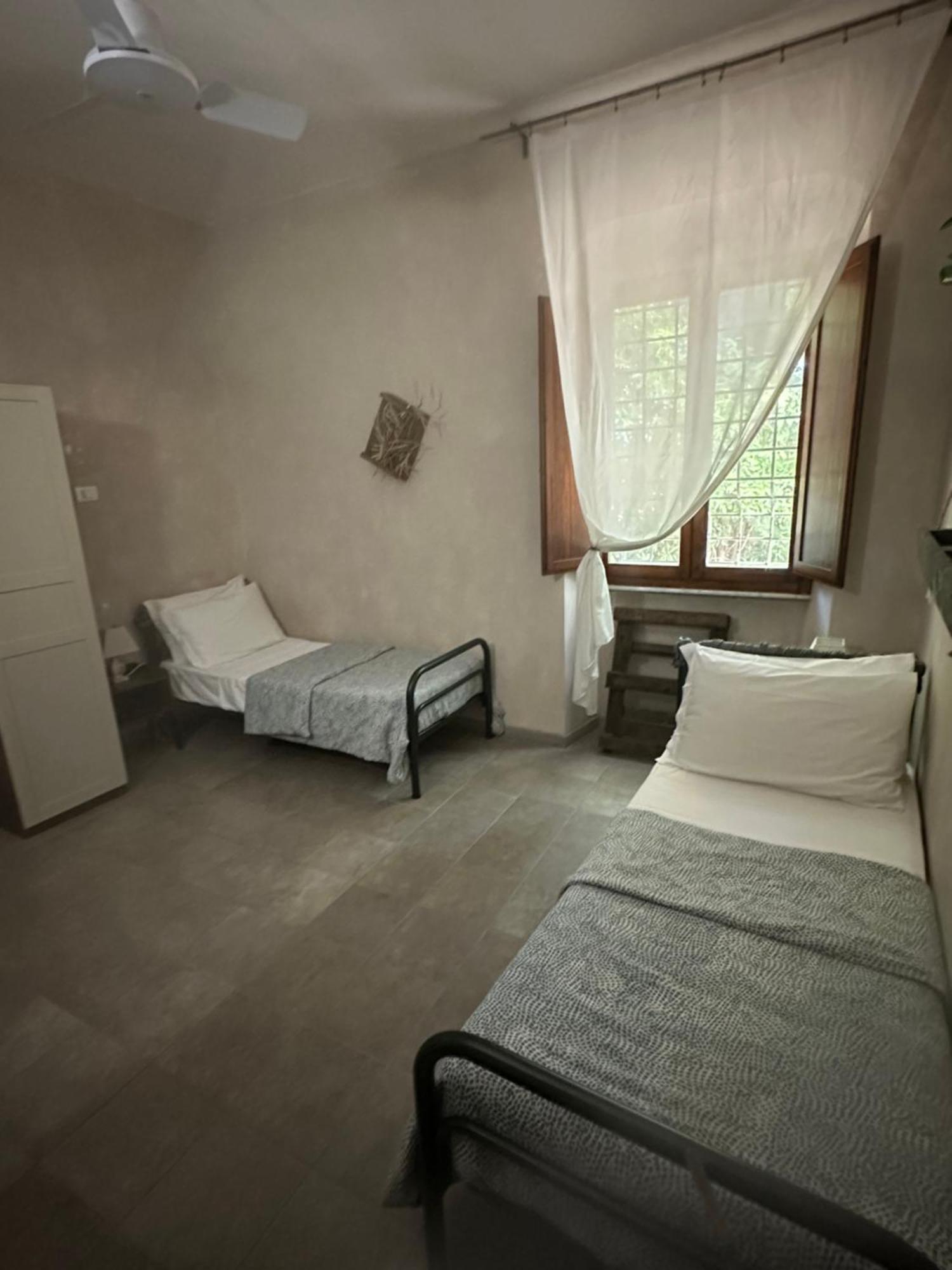 - Il Casale Toscano - 1900Mt From Leaning Tower - No Breakfast - Free Parking Pisa Bagian luar foto